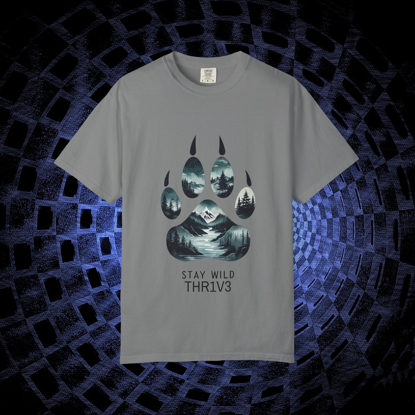 Mystic Wolf Paw Wilderness T-shirt -Night Landscape Graphic Tee, Nature Adventure Apparel for Hikers & Outdoor Lovers - Ethereal Mountain Print