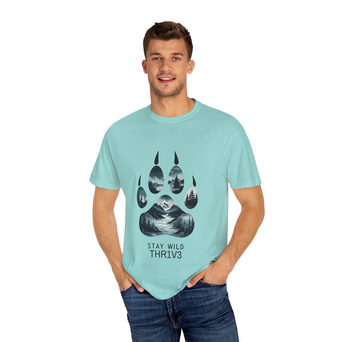Mystic Wolf Paw Wilderness T-shirt -Night Landscape Graphic Tee, Nature Adventure Apparel for Hikers & Outdoor Lovers - Ethereal Mountain Print