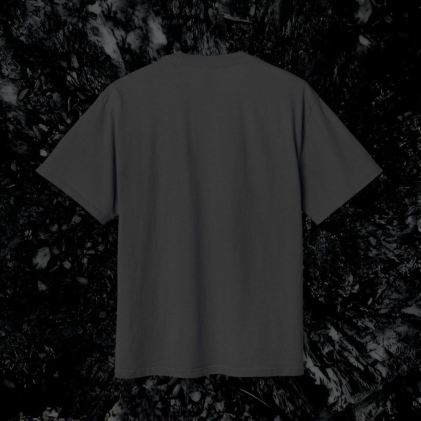Chic Bear Graphic Tee for Casual Style