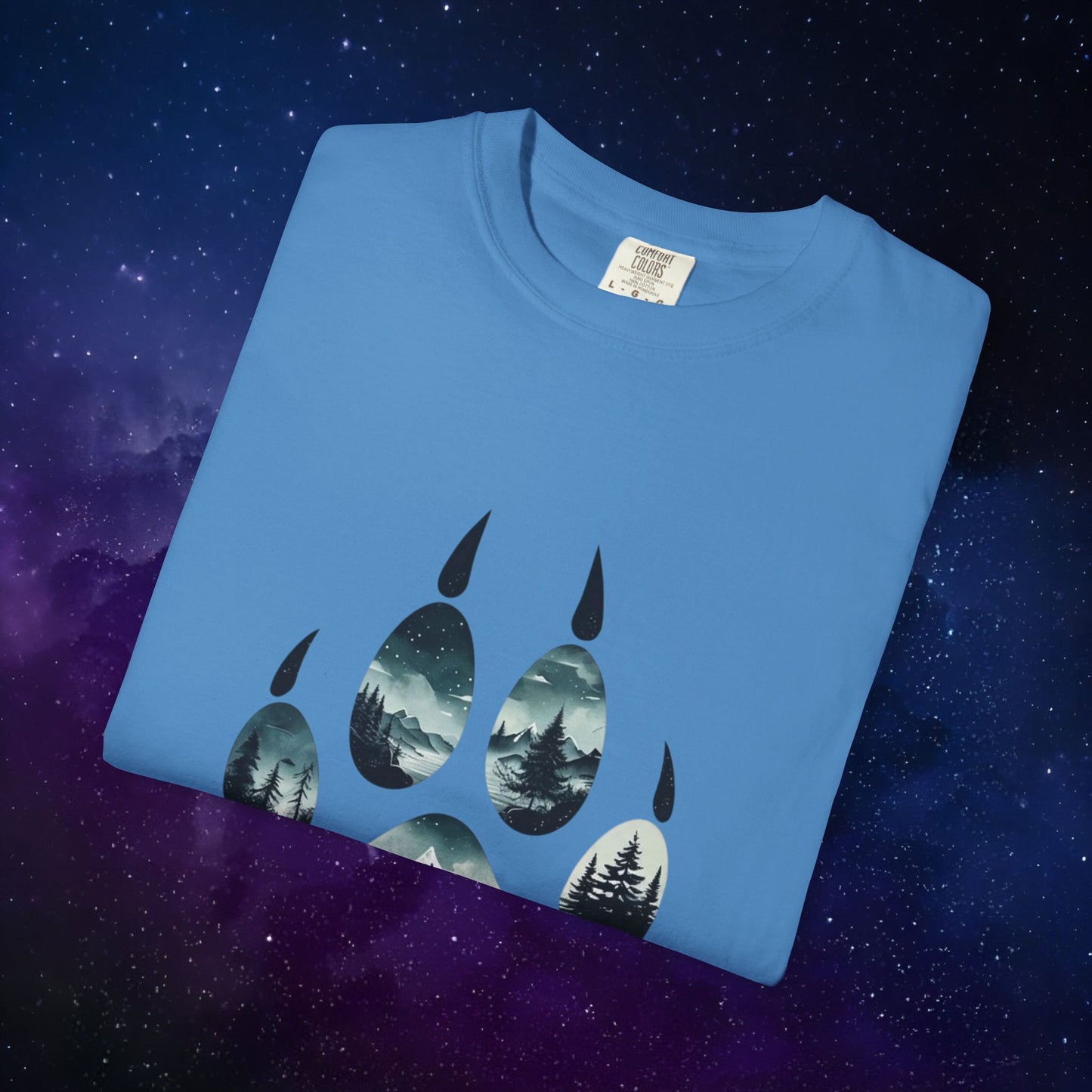 Mystic Wolf Paw Wilderness T-shirt -Night Landscape Graphic Tee, Nature Adventure Apparel for Hikers & Outdoor Lovers - Ethereal Mountain Print