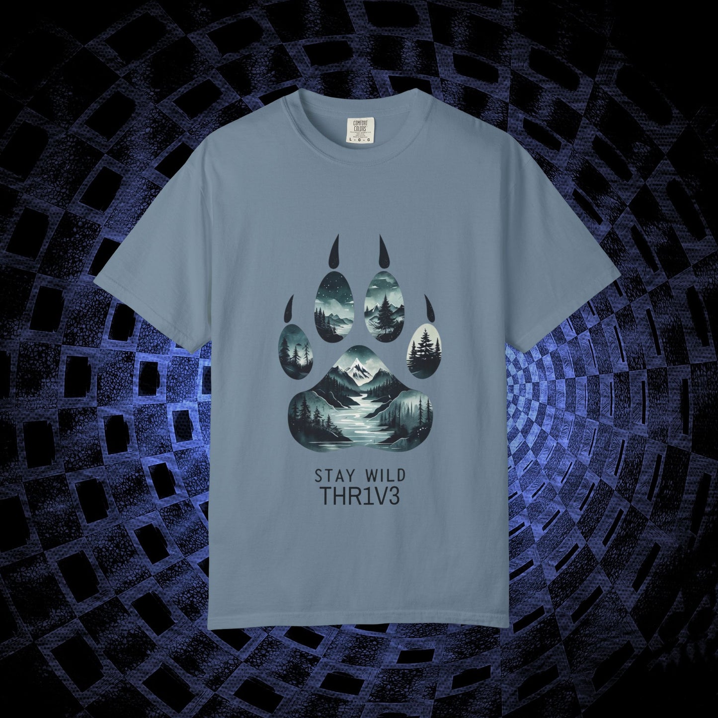Mystic Wolf Paw Wilderness T-shirt -Night Landscape Graphic Tee, Nature Adventure Apparel for Hikers & Outdoor Lovers - Ethereal Mountain Print
