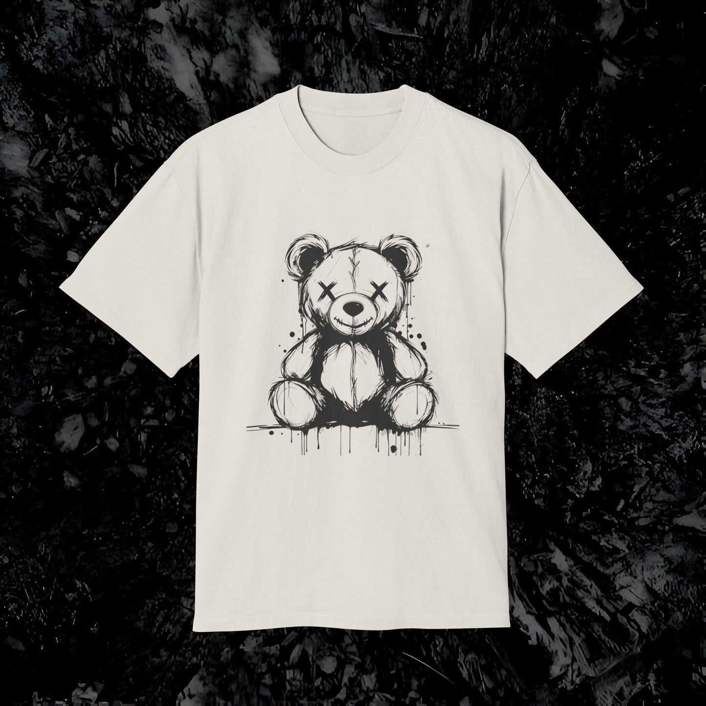 Chic Bear Graphic Tee for Casual Style