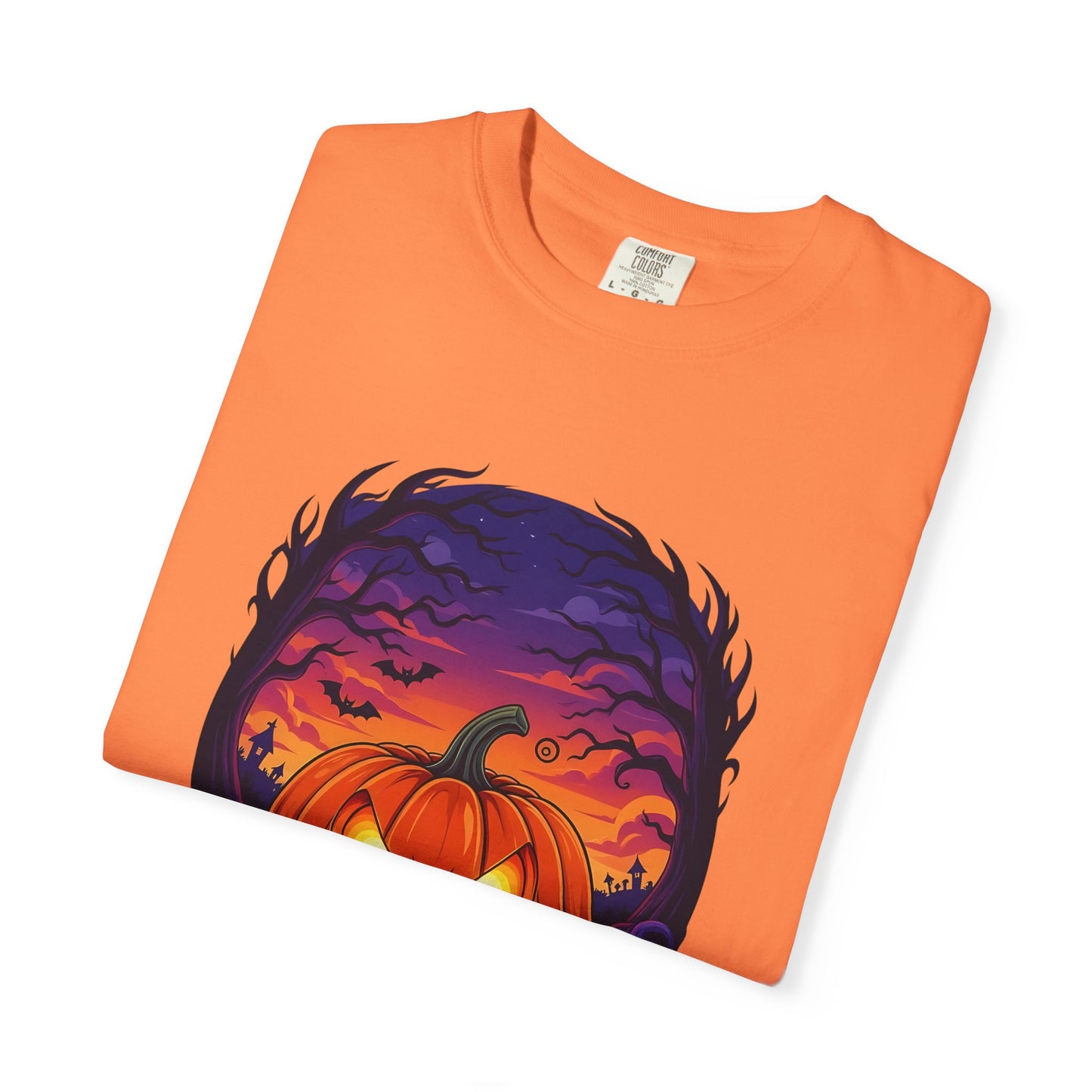 Halloween Pumpkin Graphic Tee, Unisex T-Shirt for Fall, Spooky Season Apparel, Trick or Treat Gift, Comfortable Everyday Wear