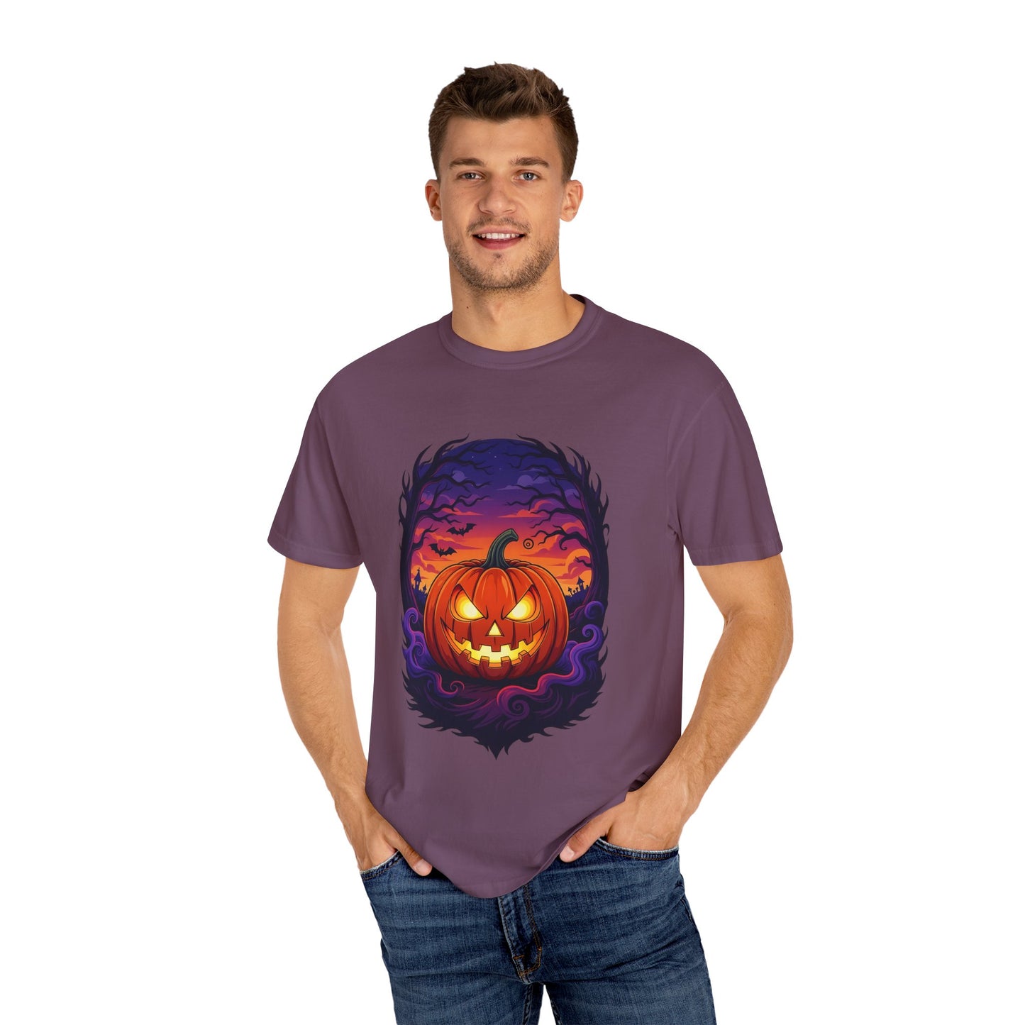 Halloween Pumpkin Graphic Tee, Unisex T-Shirt for Fall, Spooky Season Apparel, Trick or Treat Gift, Comfortable Everyday Wear