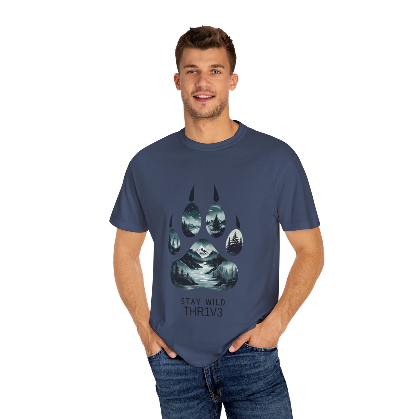 Mystic Wolf Paw Wilderness T-shirt -Night Landscape Graphic Tee, Nature Adventure Apparel for Hikers & Outdoor Lovers - Ethereal Mountain Print