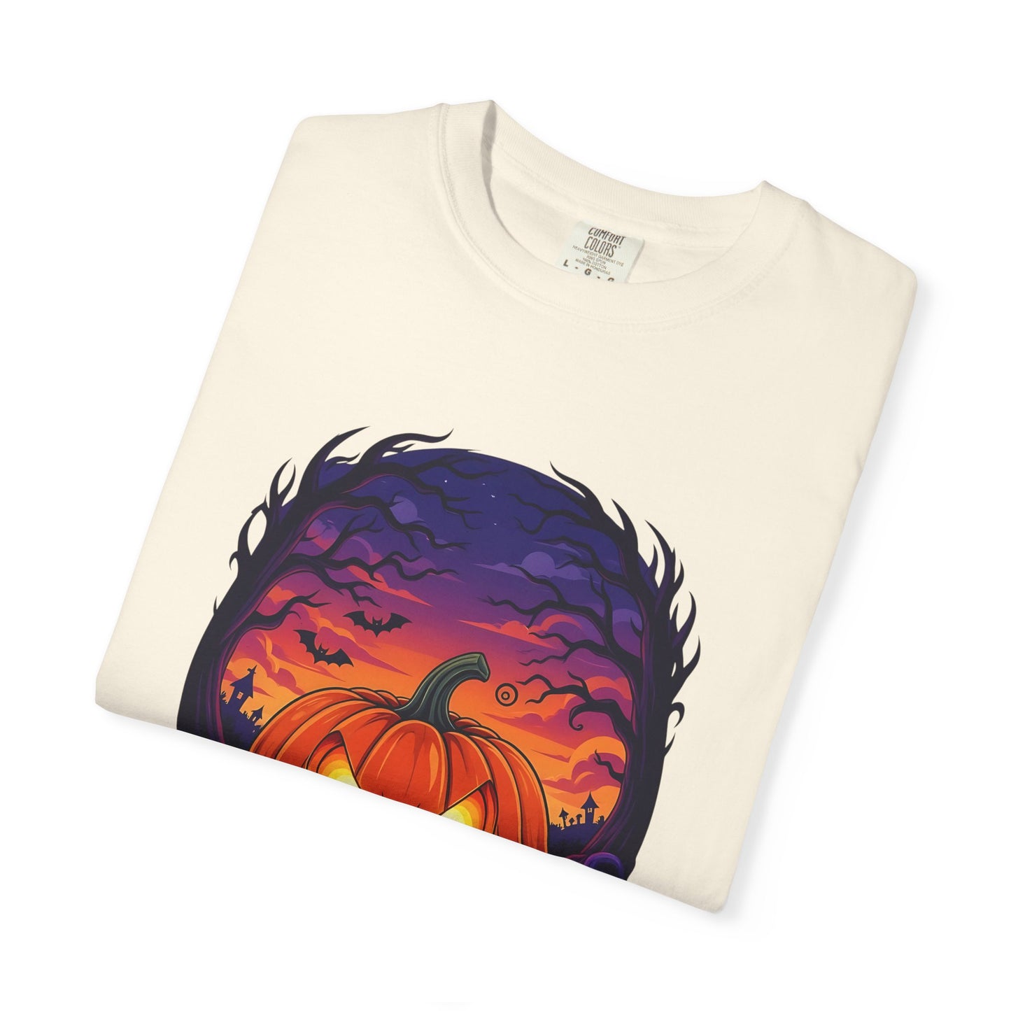 Halloween Pumpkin Graphic Tee, Unisex T-Shirt for Fall, Spooky Season Apparel, Trick or Treat Gift, Comfortable Everyday Wear