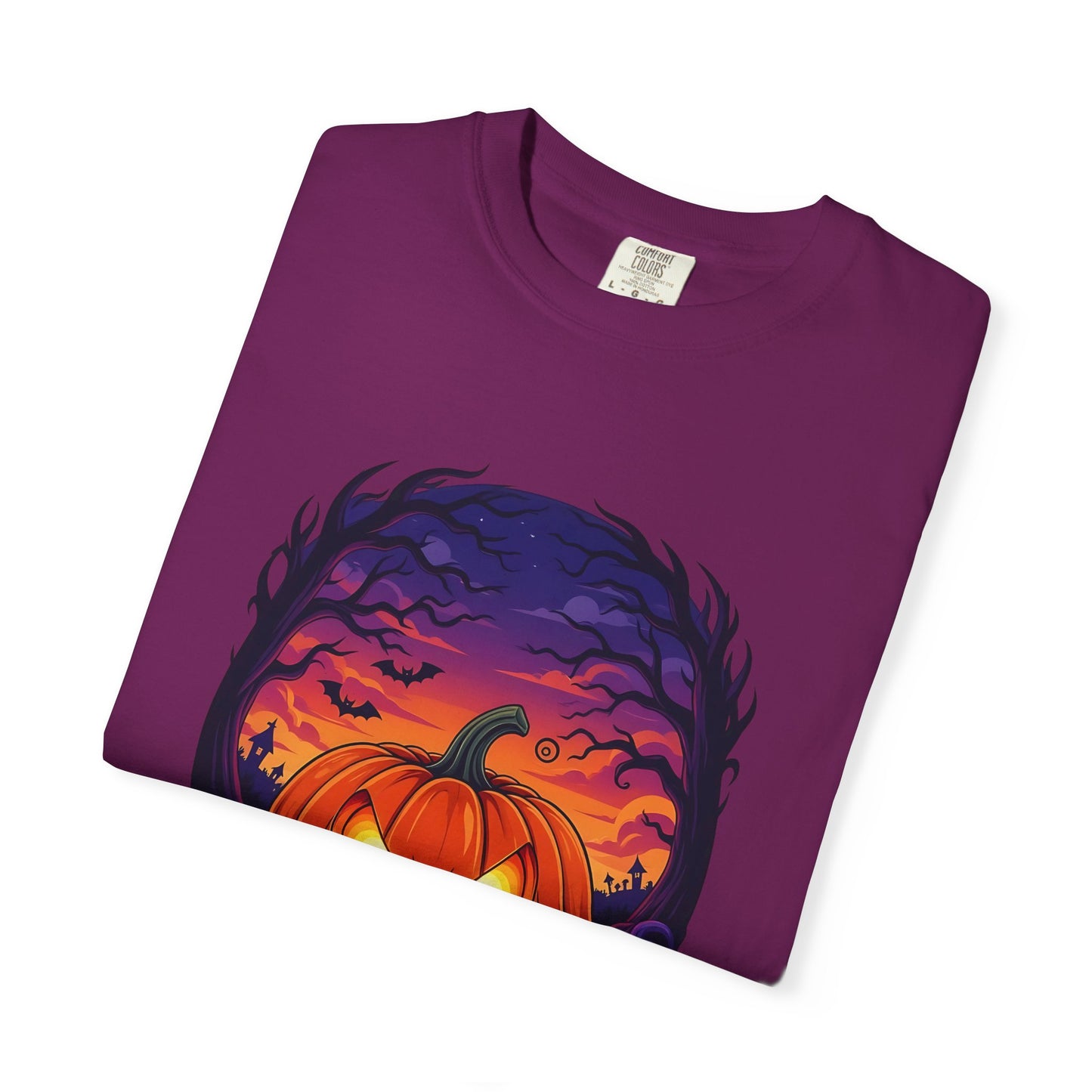 Halloween Pumpkin Graphic Tee, Unisex T-Shirt for Fall, Spooky Season Apparel, Trick or Treat Gift, Comfortable Everyday Wear