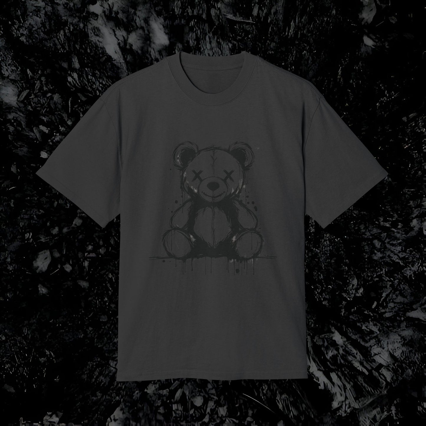 Chic Bear Graphic Tee for Casual Style